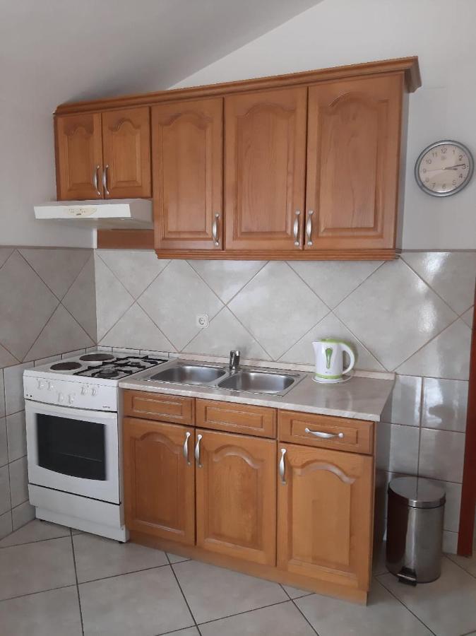Apartments Ivanka Starigrad Paklenica Esterno foto