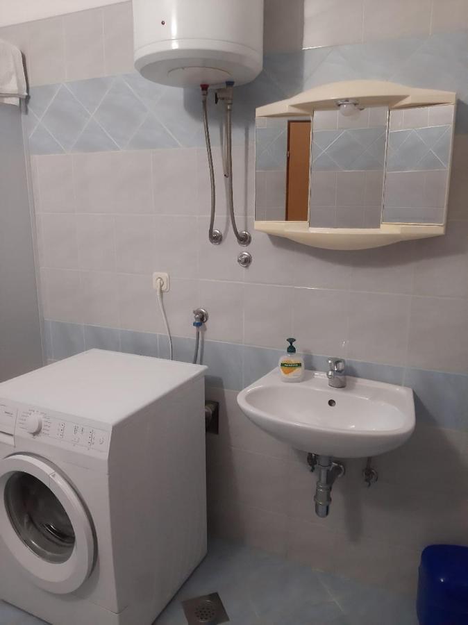 Apartments Ivanka Starigrad Paklenica Esterno foto