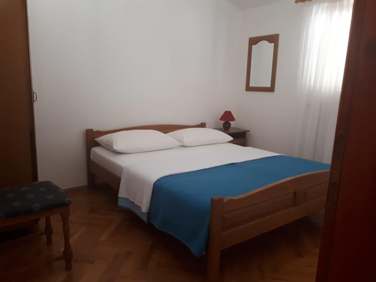 Apartments Ivanka Starigrad Paklenica Esterno foto